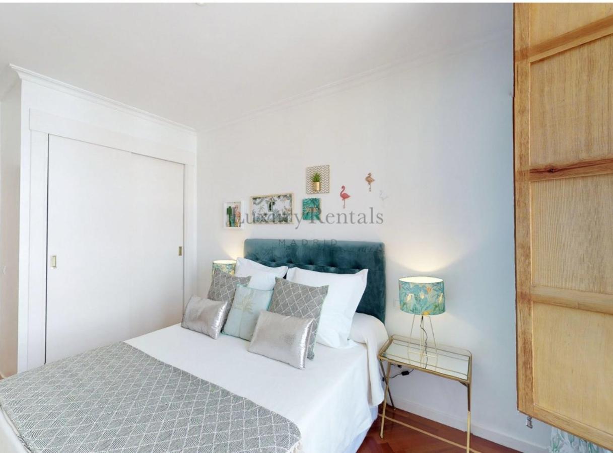 Appartement San Jeronimo I à Madrid Extérieur photo